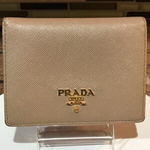 PRADA Signature Saffiano Leather Bifold Compact Wallet 😍